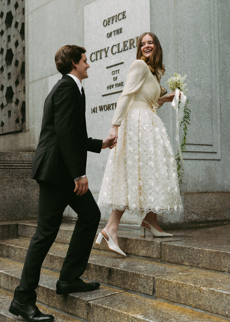 Details of a high fashion editorial Manhattan Courthouse elopement as featured in Vogue.