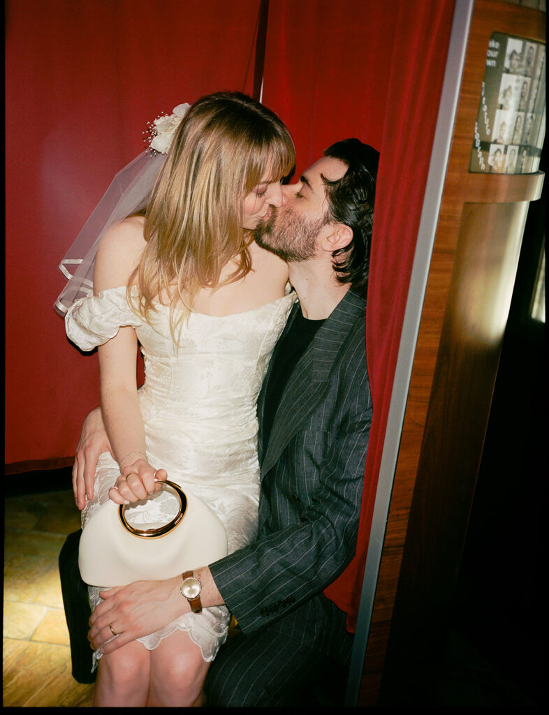 Manhattan elopement photobooth