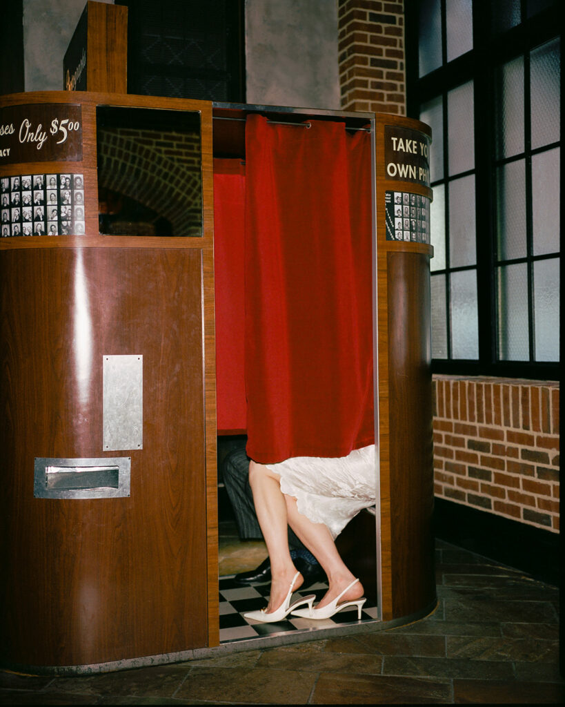 Manhattan elopement photobooth